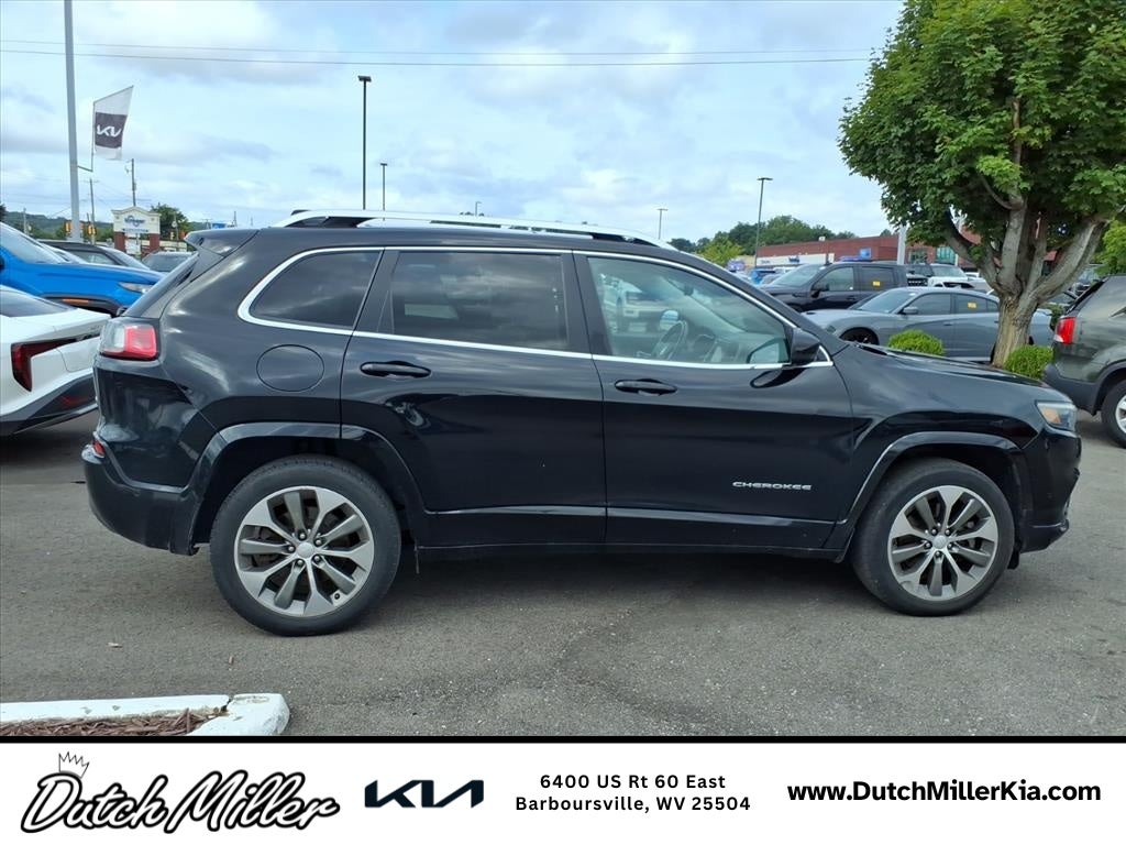 2019 Jeep Cherokee Overland