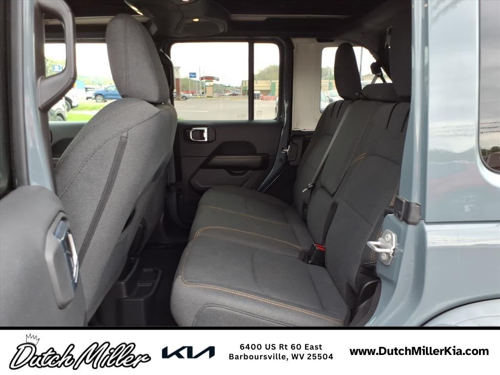 2025 Jeep Wrangler 4xe Sahara