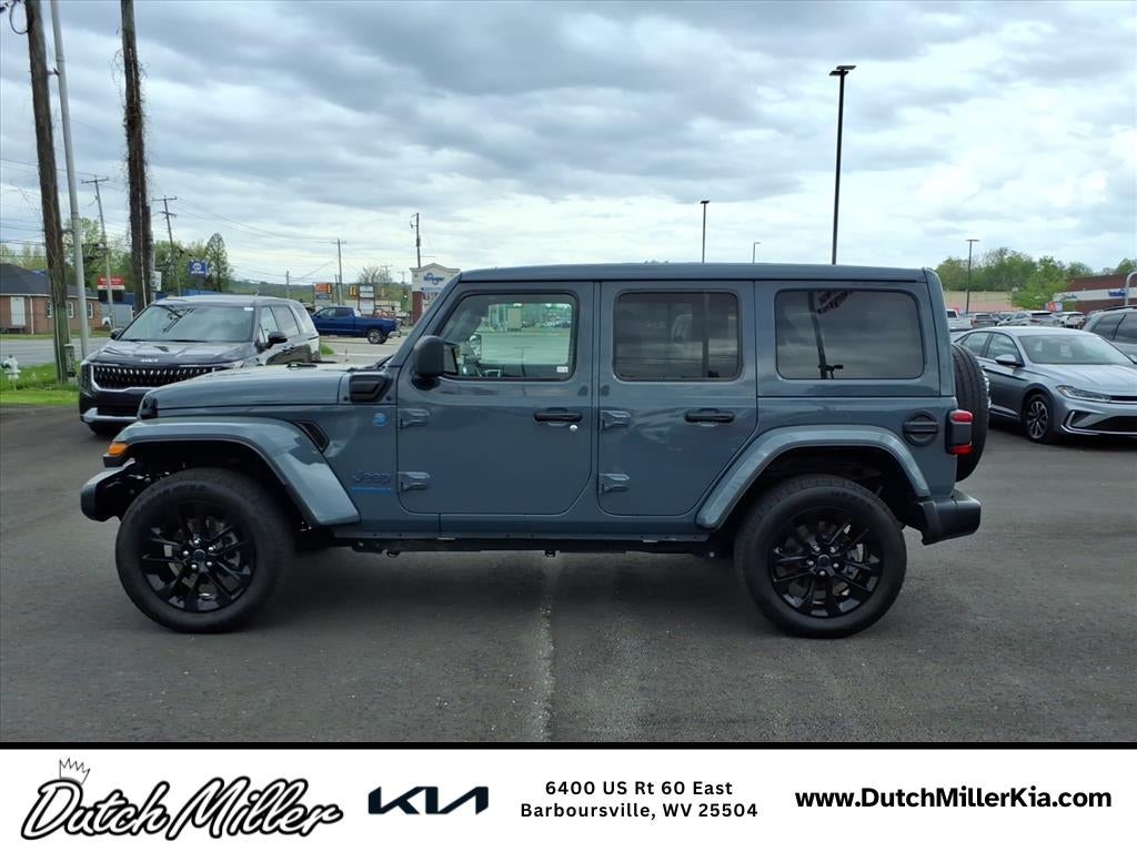 2025 Jeep Wrangler 4xe Sahara