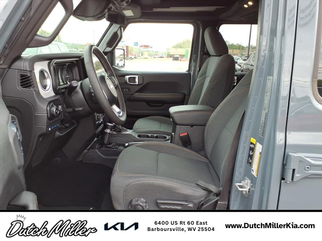 2025 Jeep Wrangler 4xe Sahara