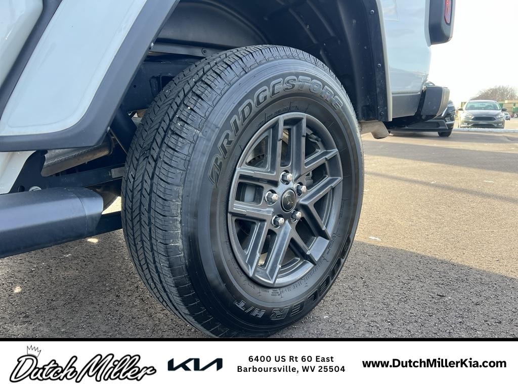 2024 Jeep Gladiator Sport S