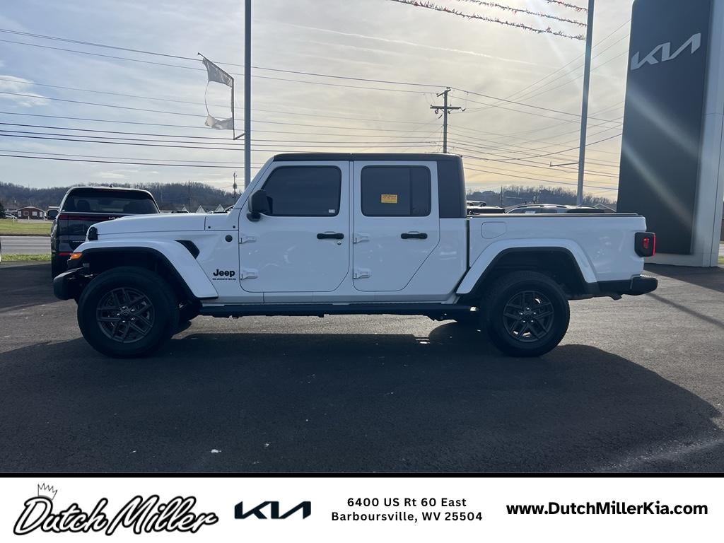 2024 Jeep Gladiator Sport S