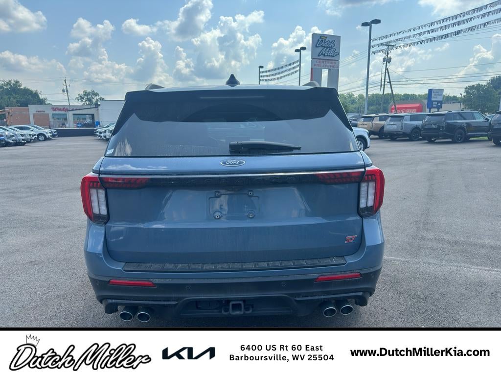 2025 Ford Explorer ST