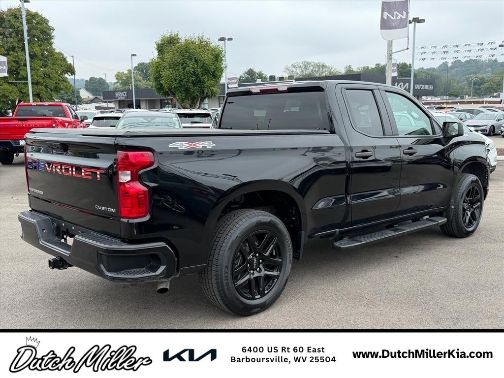 2024 Chevrolet Silverado Custom