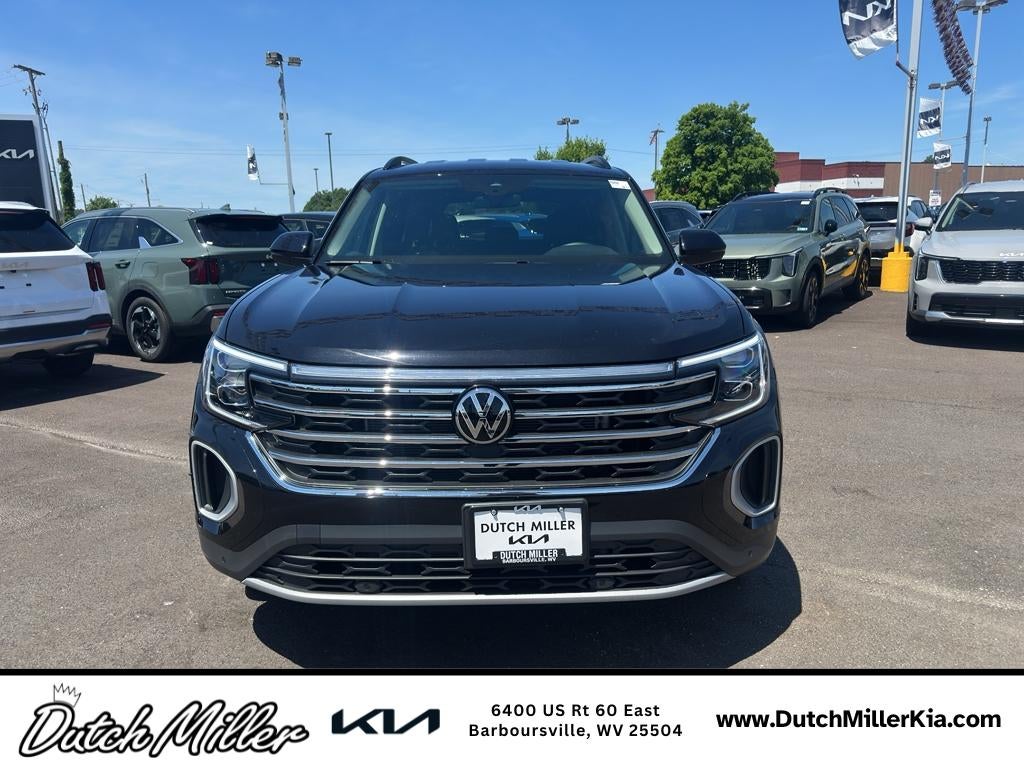 2025 Volkswagen Atlas 2.0T SE w/Technology