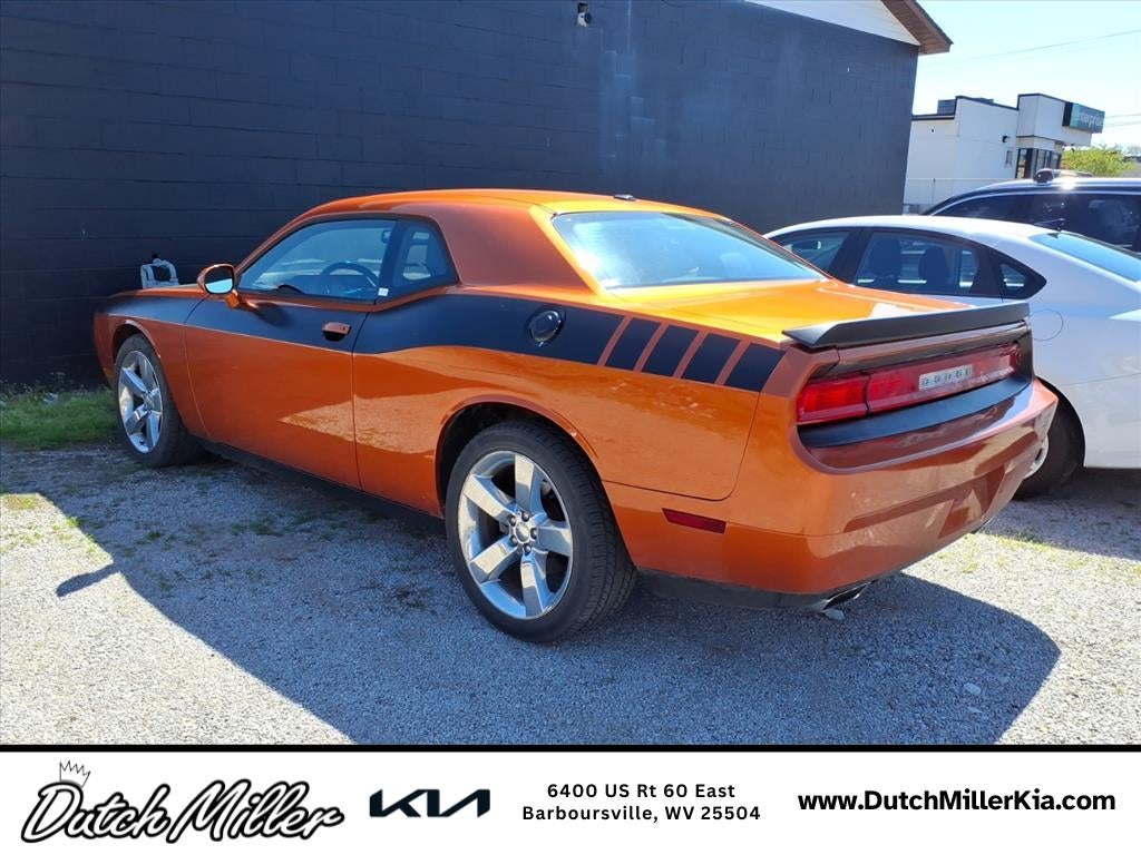2011 Dodge Challenger SE