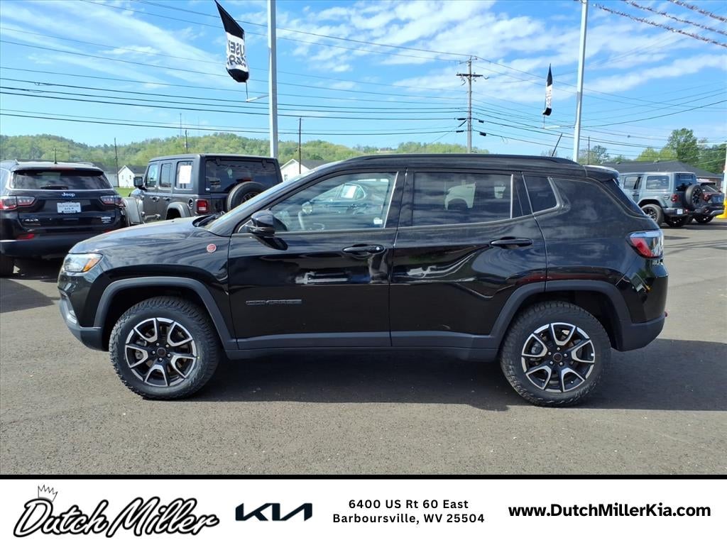 2025 Jeep Compass Trailhawk