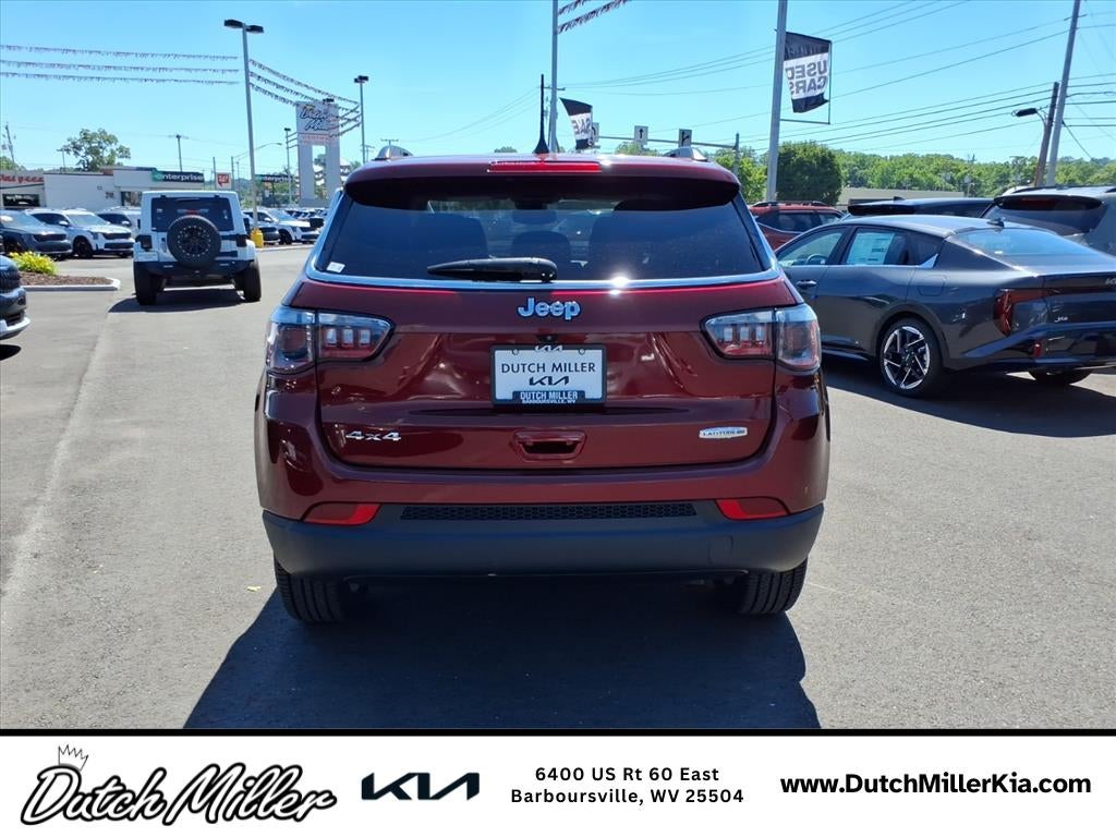 2022 Jeep Compass Latitude Lux