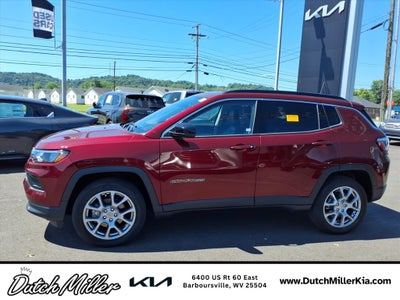 2022 Jeep Compass Latitude Lux