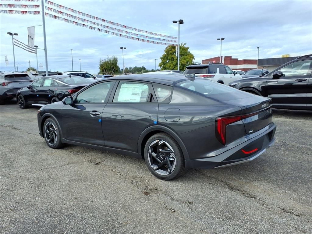 2025 Kia K4 EX