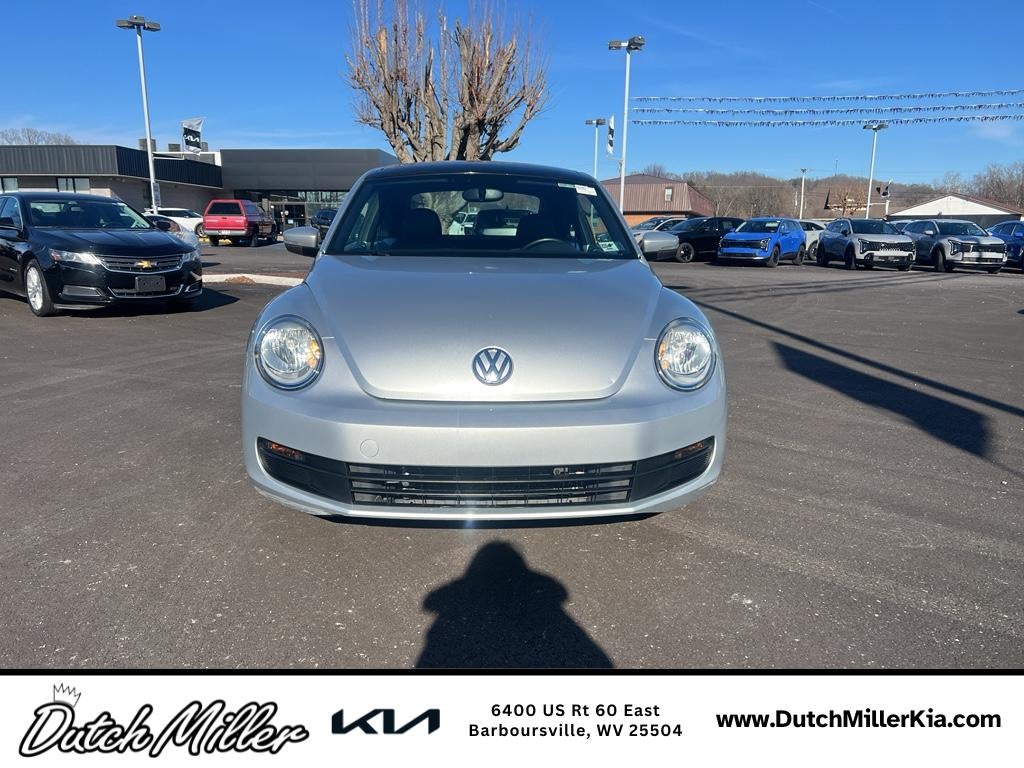 2013 Volkswagen Beetle 2.5L w/Sun