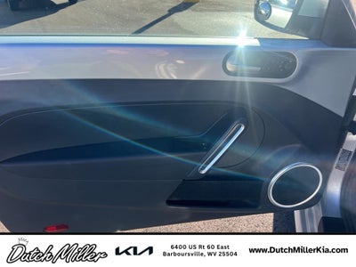 2013 Volkswagen Beetle 2.5L w/Sun