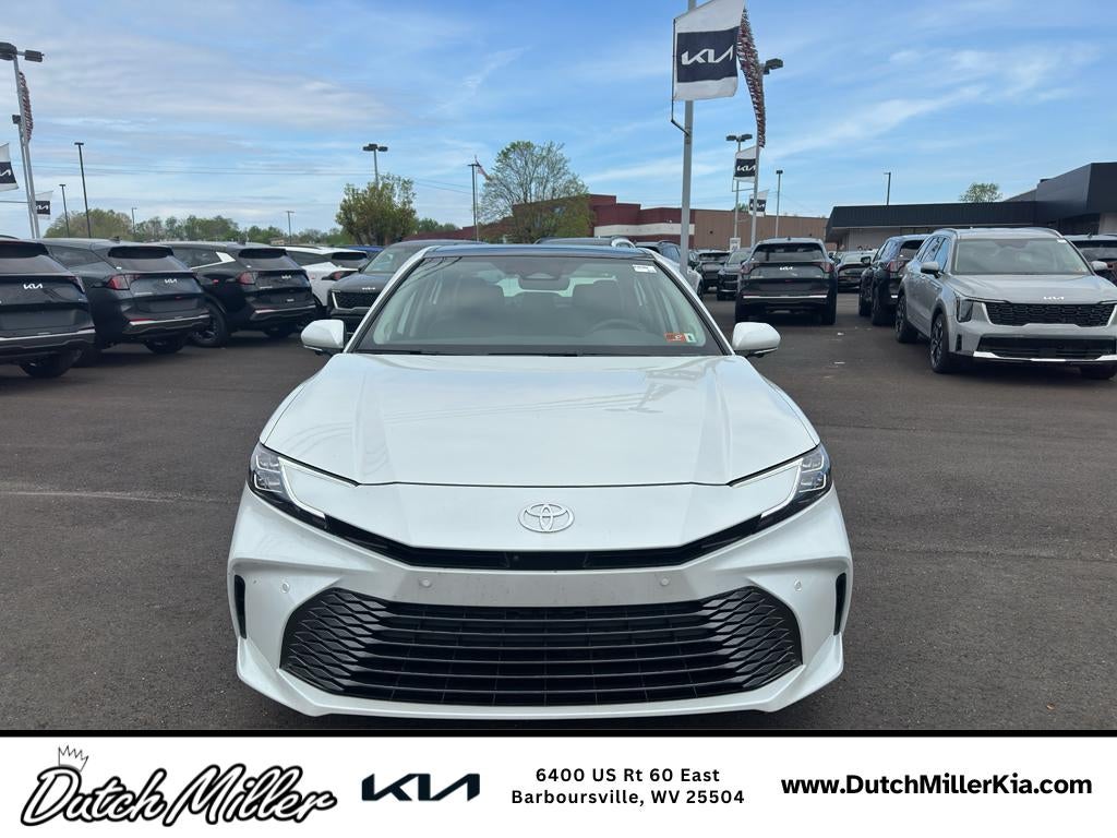 2025 Toyota Camry Hybrid XLE