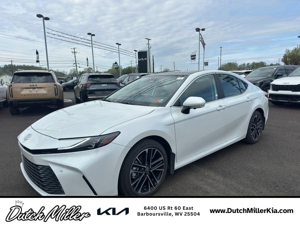 2025 Toyota Camry Hybrid XLE