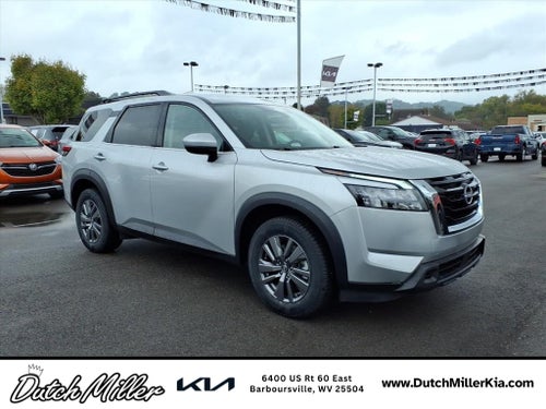 2025 Nissan Pathfinder SV