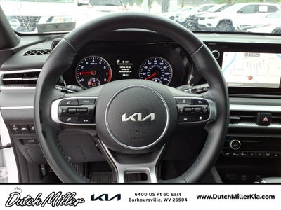 2022 Kia K5 GT-Line