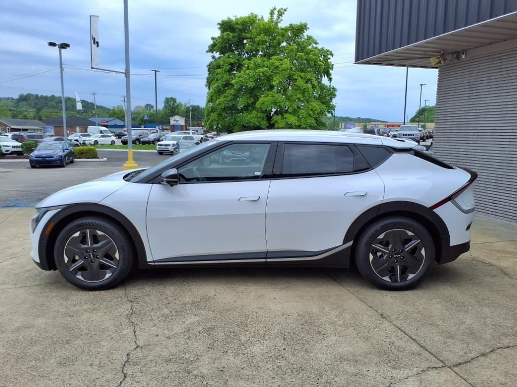 2025 Kia EV6 Light Long Range