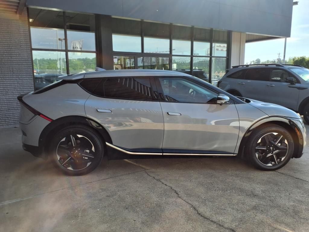 2025 Kia EV6 Light Long Range