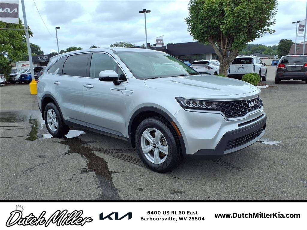 2022 Kia Sorento LX