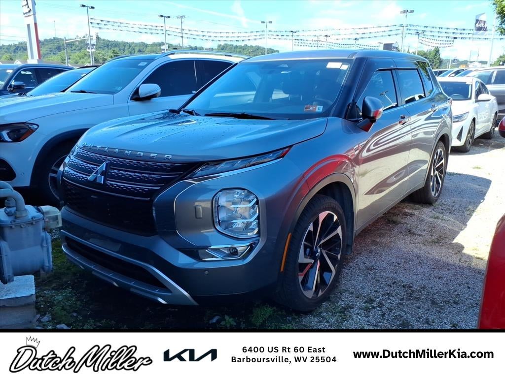 2023 Mitsubishi Outlander SE