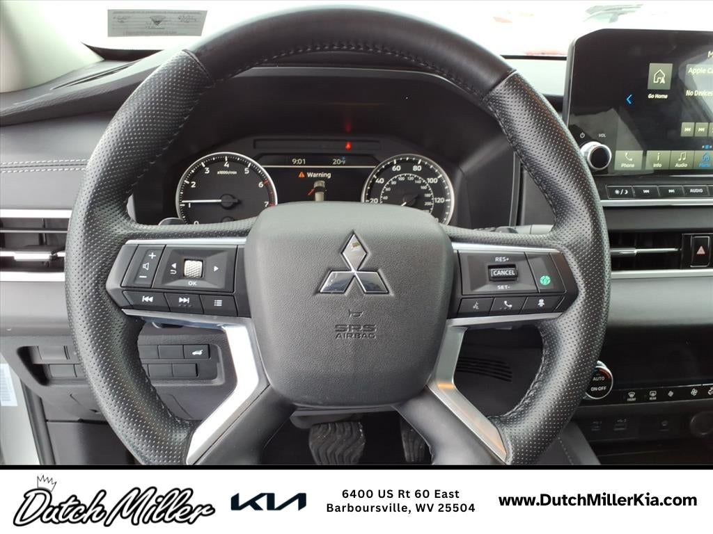 2024 Mitsubishi Outlander SE