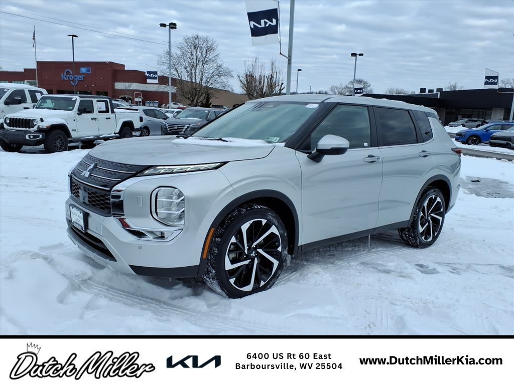 2024 Mitsubishi Outlander SE