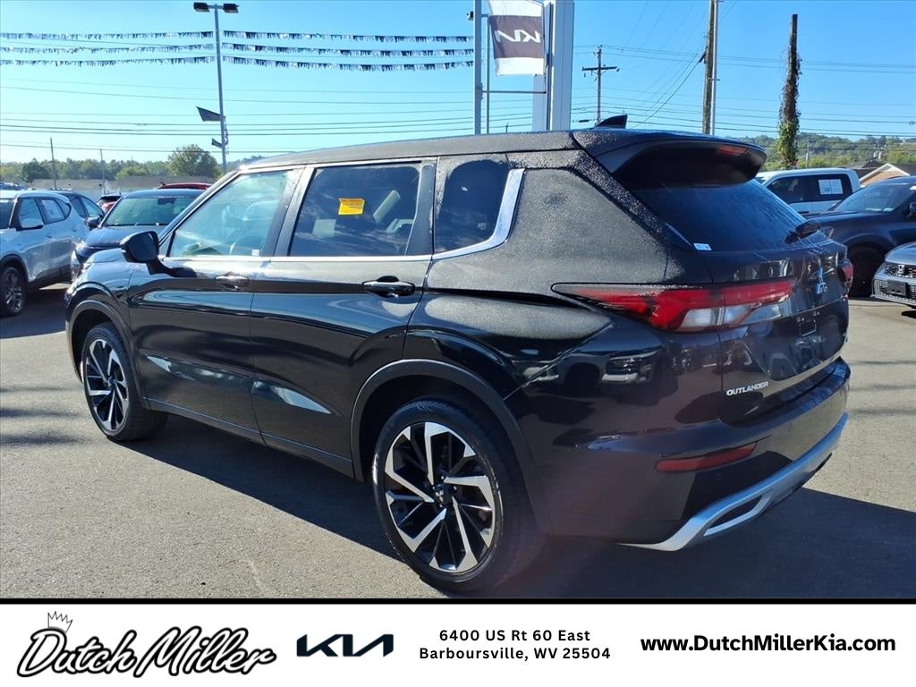 2024 Mitsubishi Outlander SE