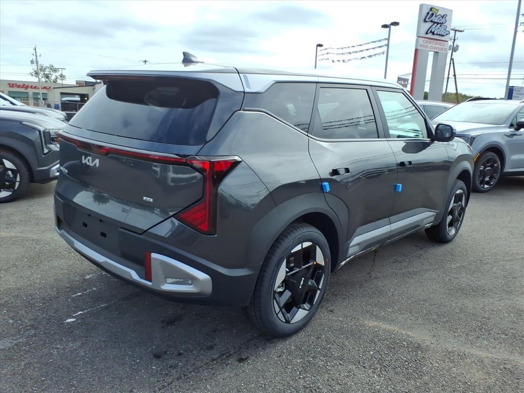 2027 Kia Seltos S