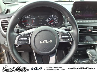 2023 Kia Seltos EX