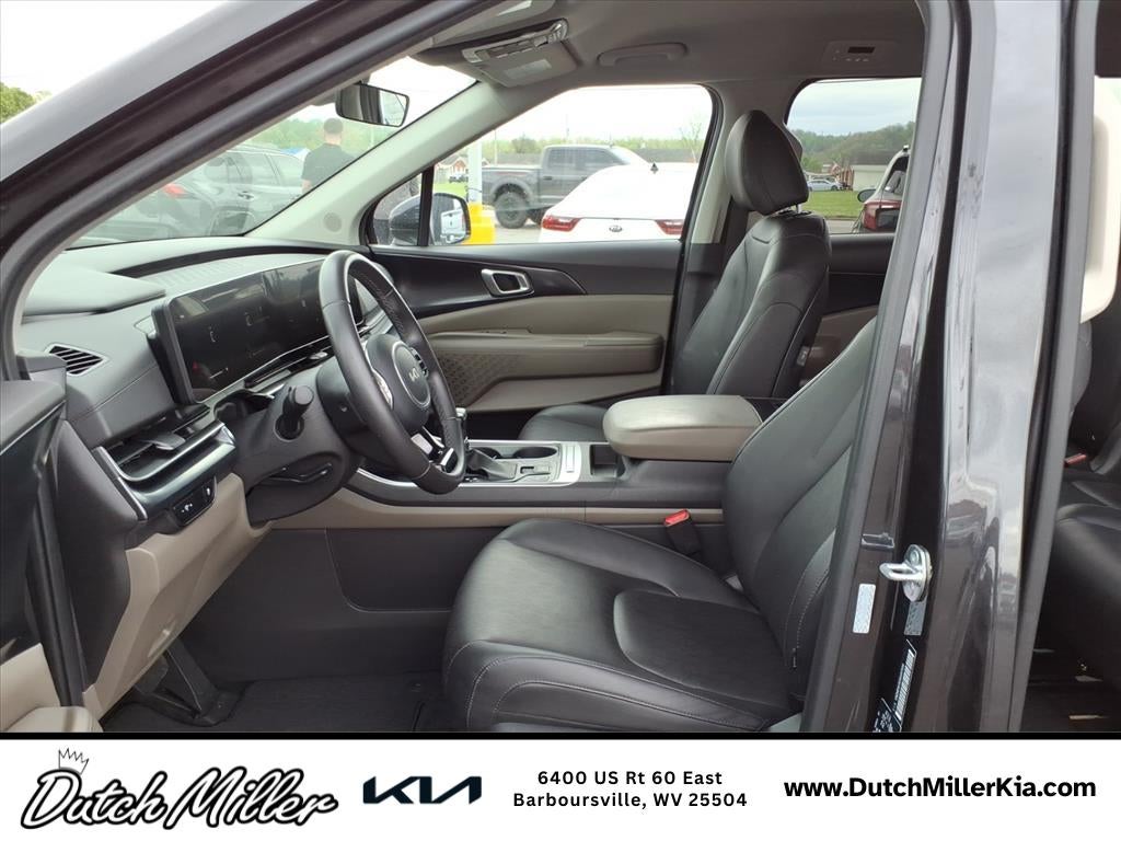 2025 Kia Carnival LXS