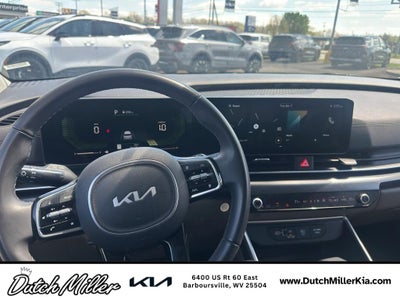 2025 Kia Carnival LXS