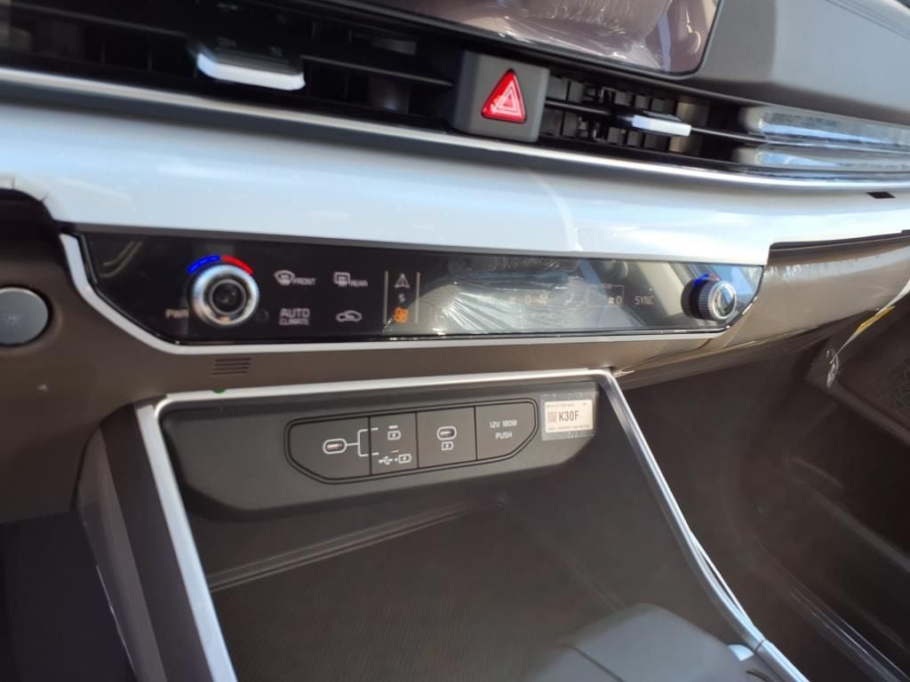 2026 Kia Carnival LX