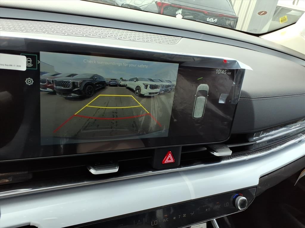 2027 Kia Carnival LXS