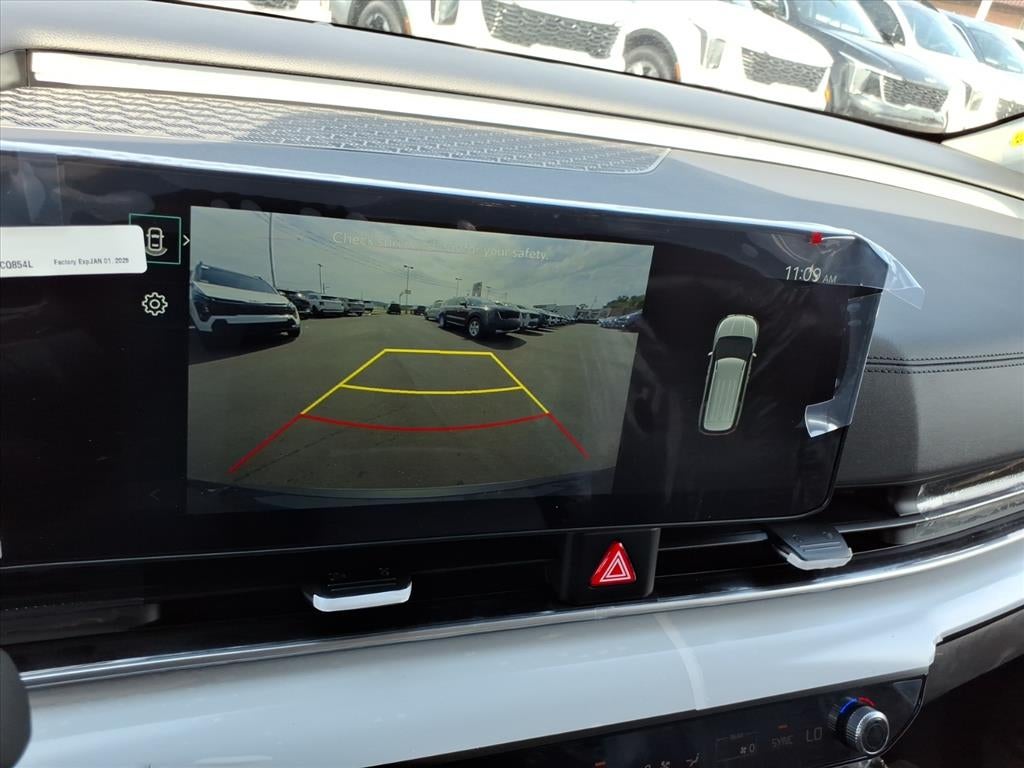 2027 Kia Carnival LXS