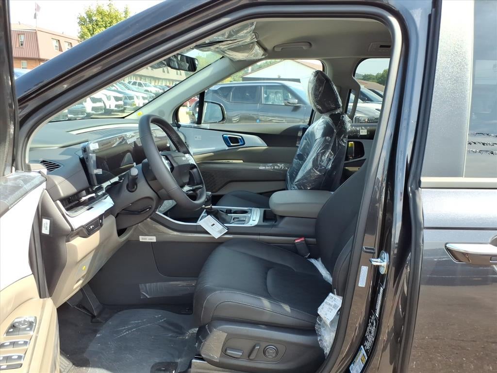 2027 Kia Carnival LXS