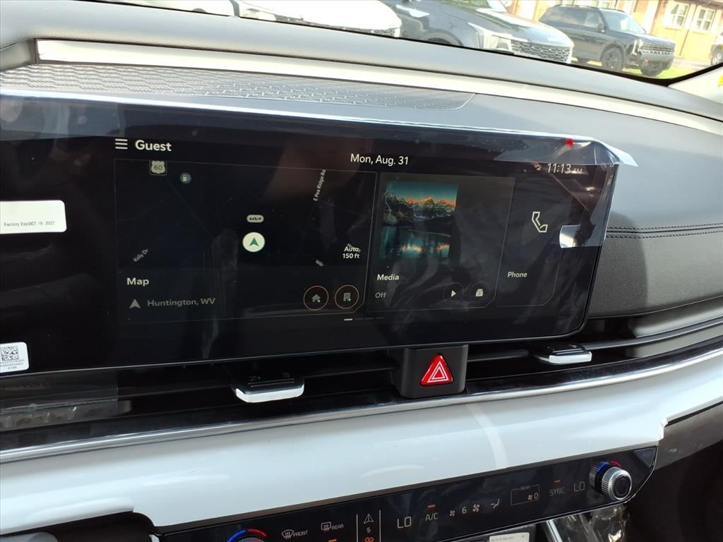2027 Kia Carnival LX