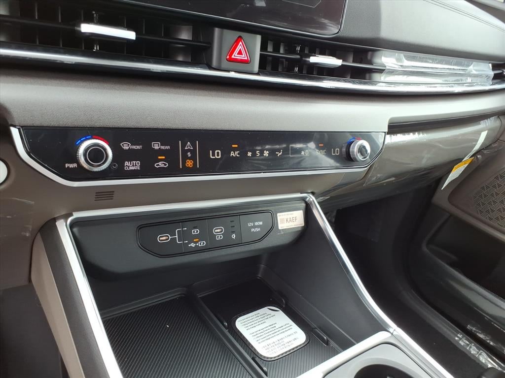 2027 Kia Carnival EX