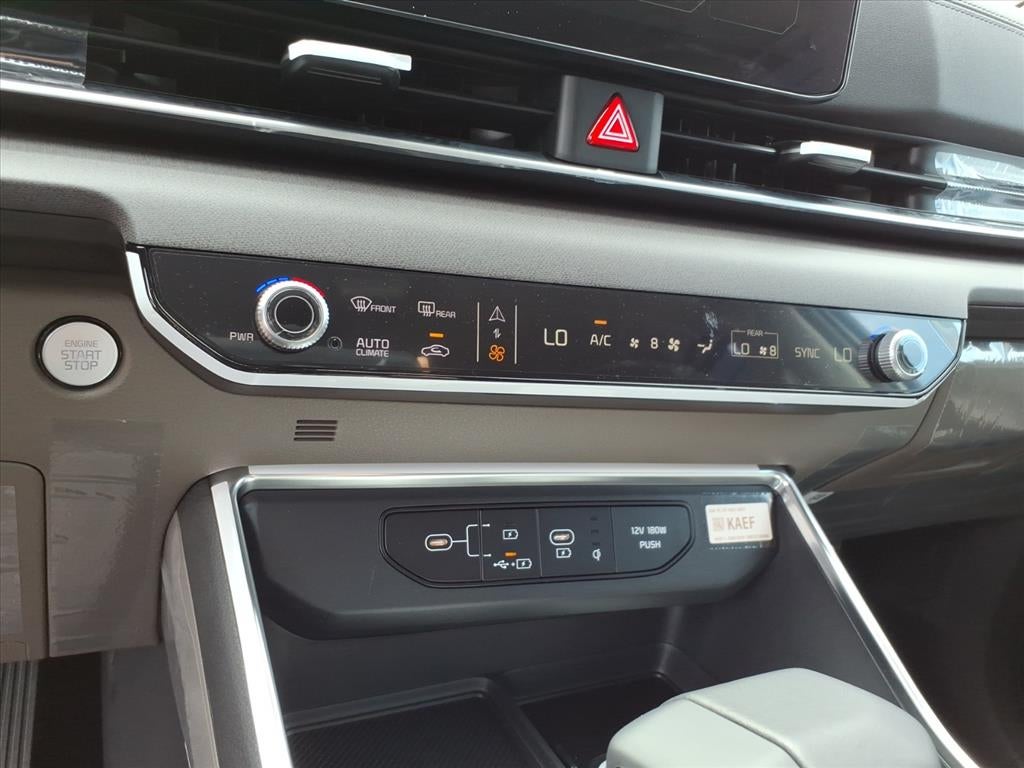 2027 Kia Carnival EX