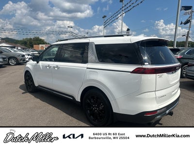 2023 Kia Carnival SX