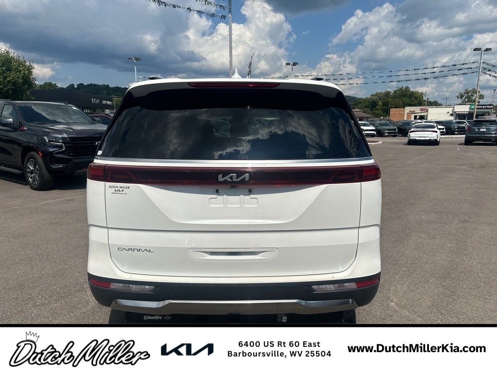 2023 Kia Carnival SX