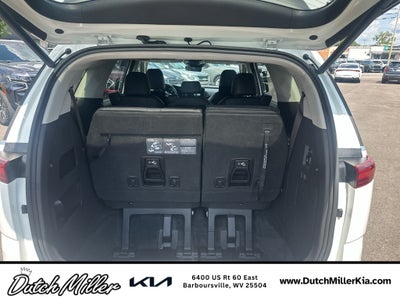2023 Kia Carnival SX