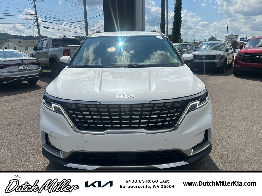 2023 Kia Carnival SX