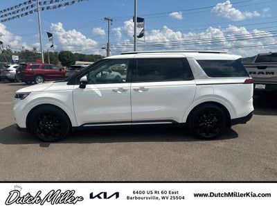 2023 Kia Carnival SX