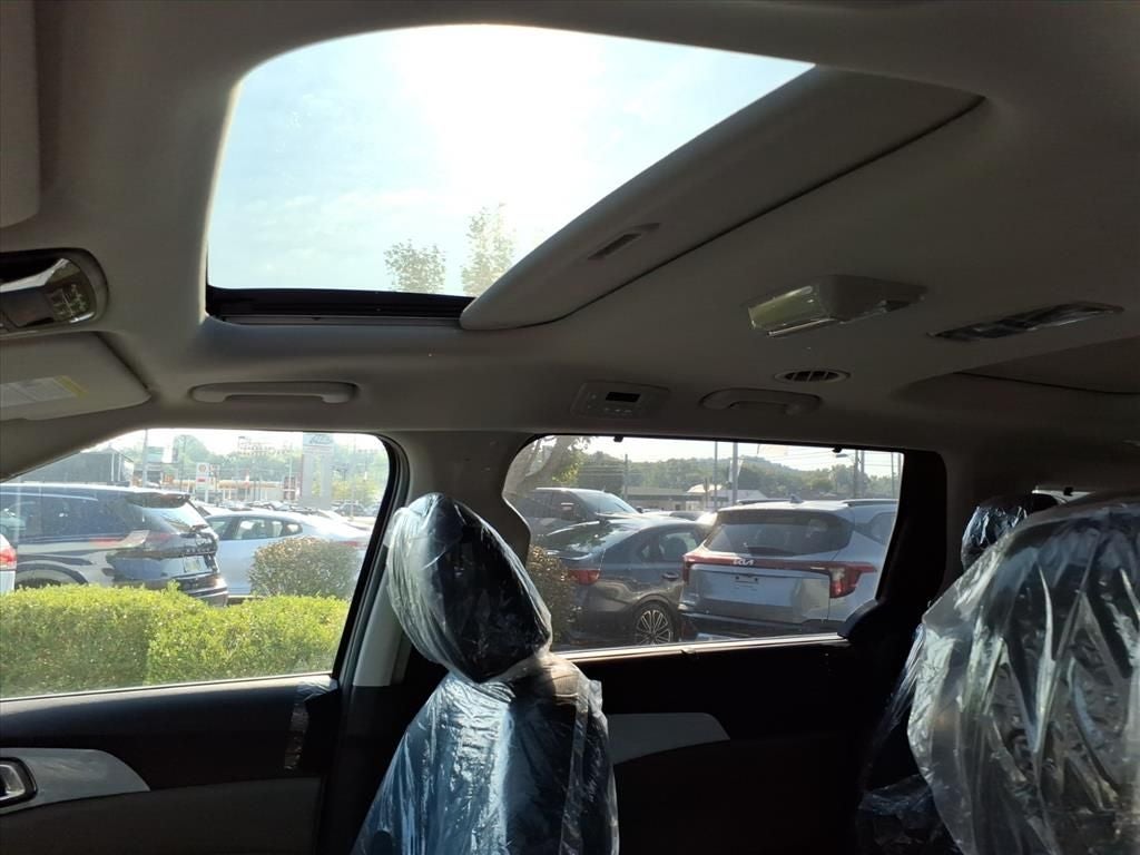 2026 Kia Carnival SX