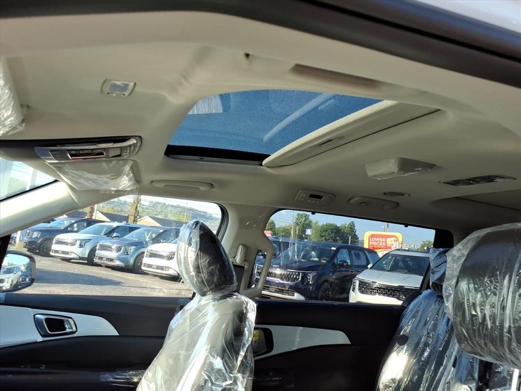 2026 Kia Carnival Hybrid SX