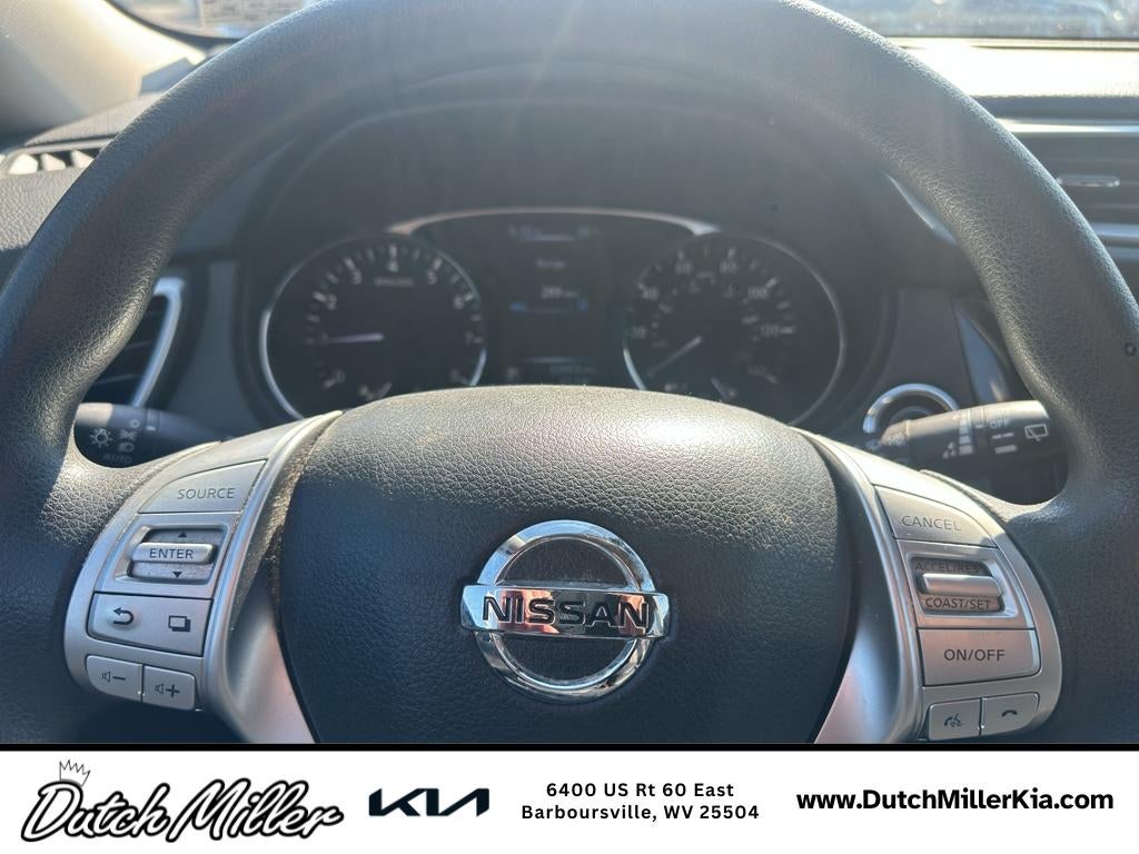 2016 Nissan Rogue SV