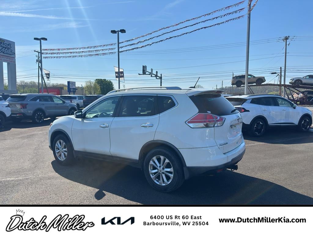 2016 Nissan Rogue SV