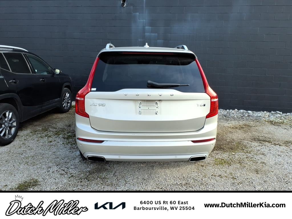 2016 Volvo XC90 Momentum